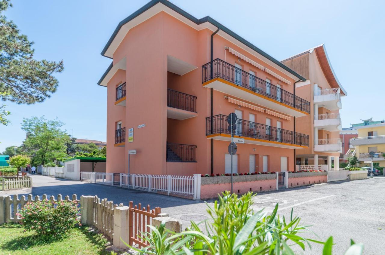 Appartamenti Calligher Bibione Bagian luar foto